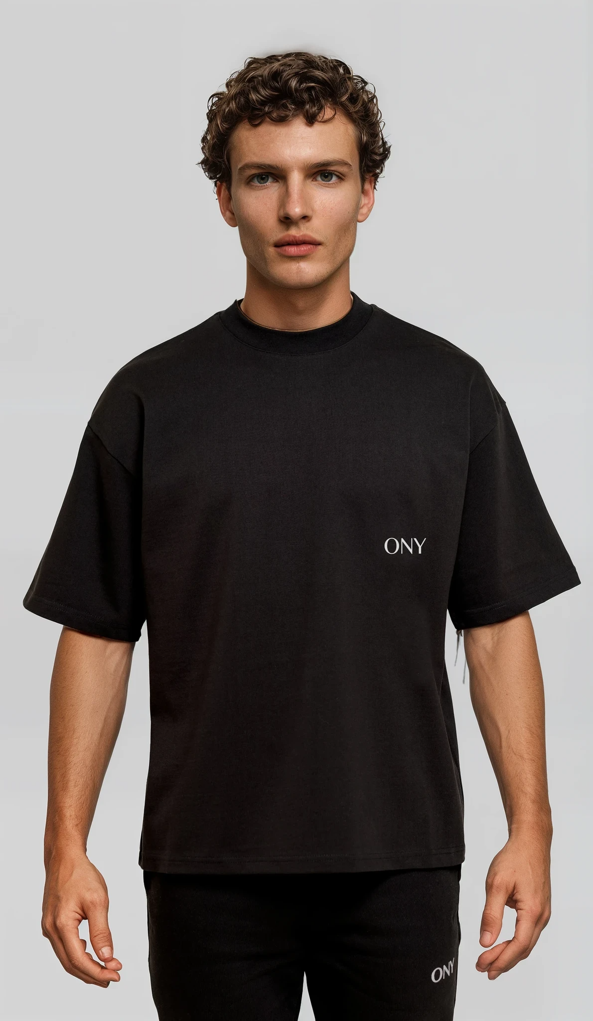 BLACK BOXY FIT T-SHIRT