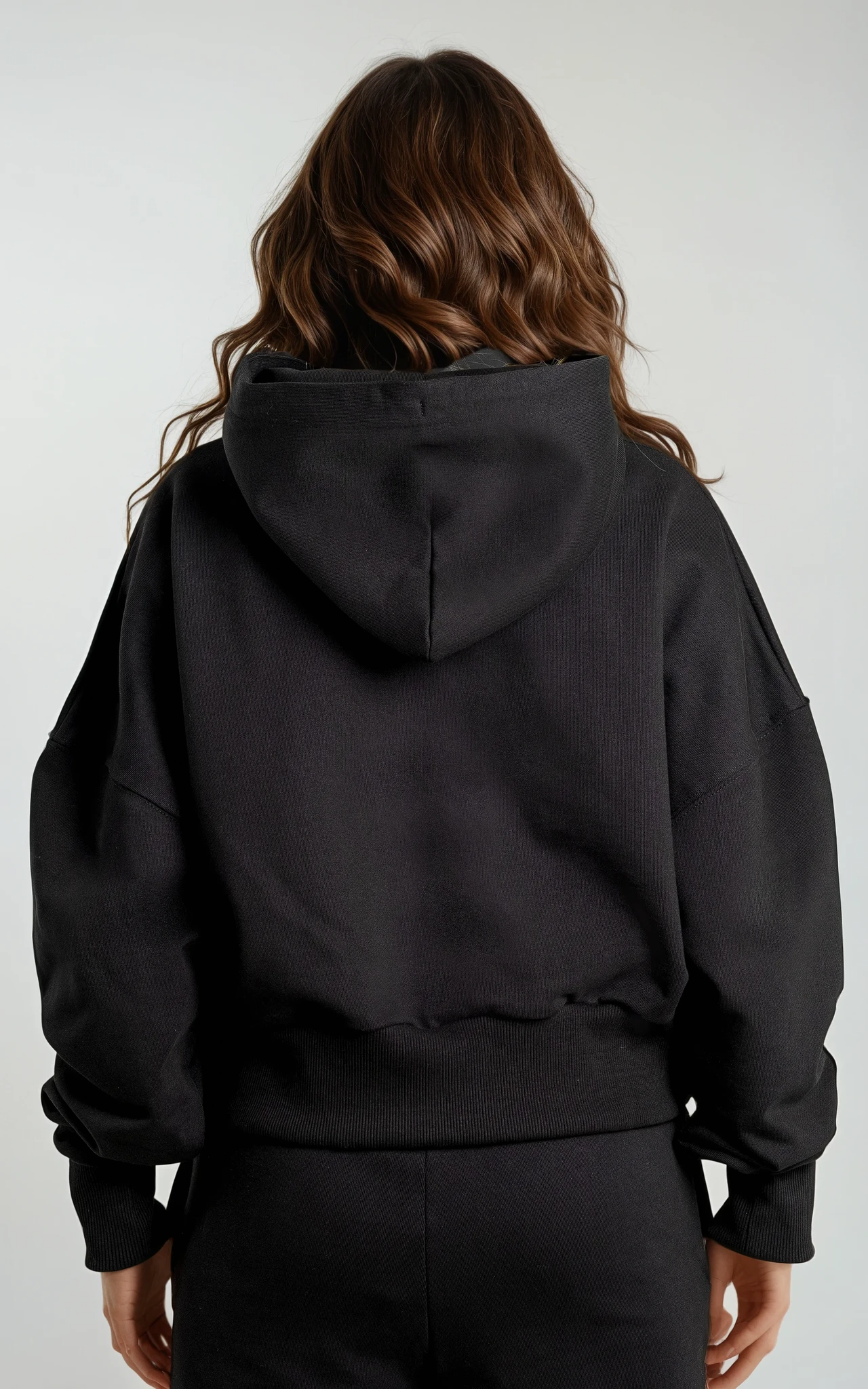 BLACK WOMEN'S CROPPED HOODIE