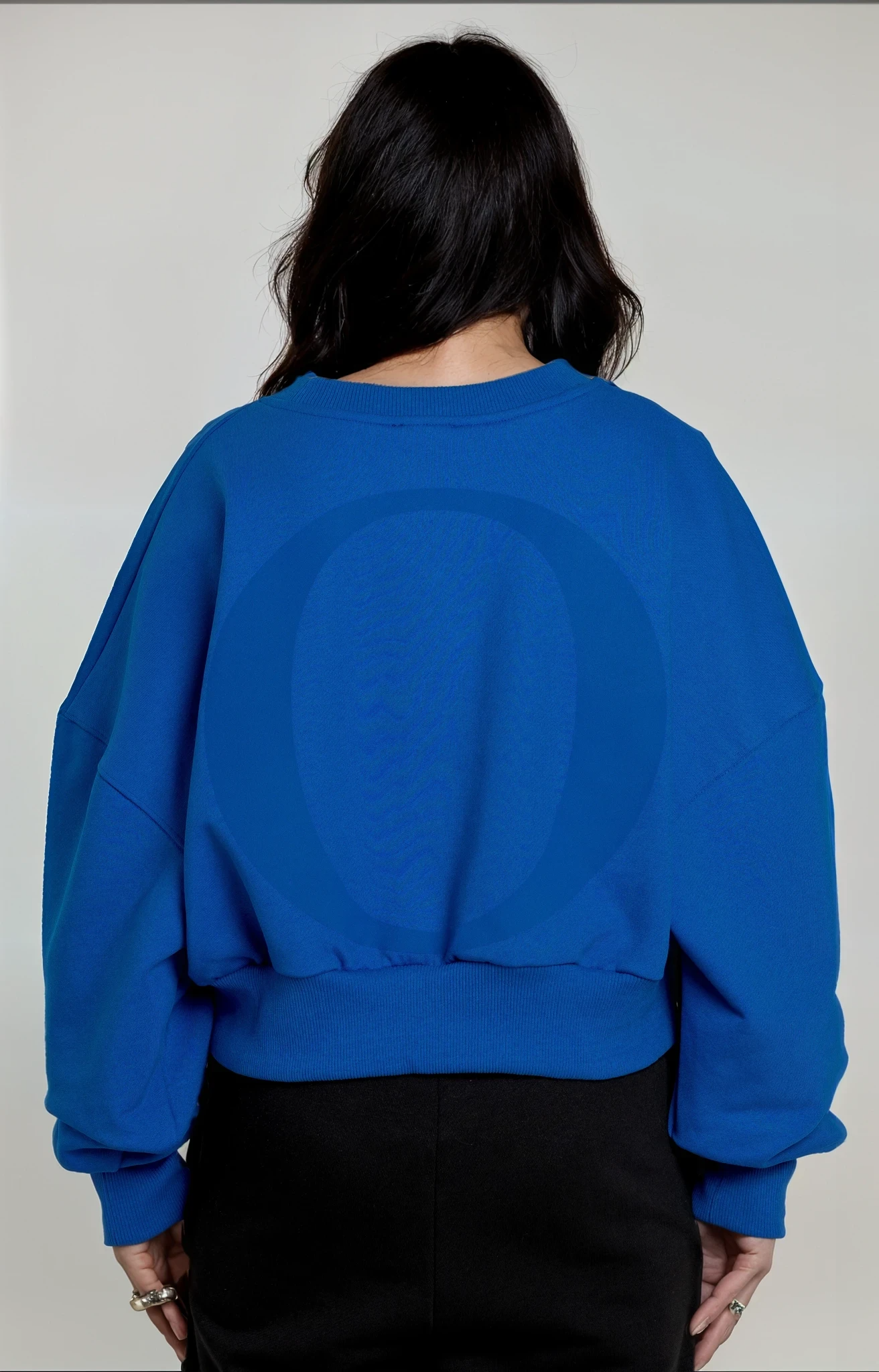 BLUE WOMEN'S CROPPED SWEATER