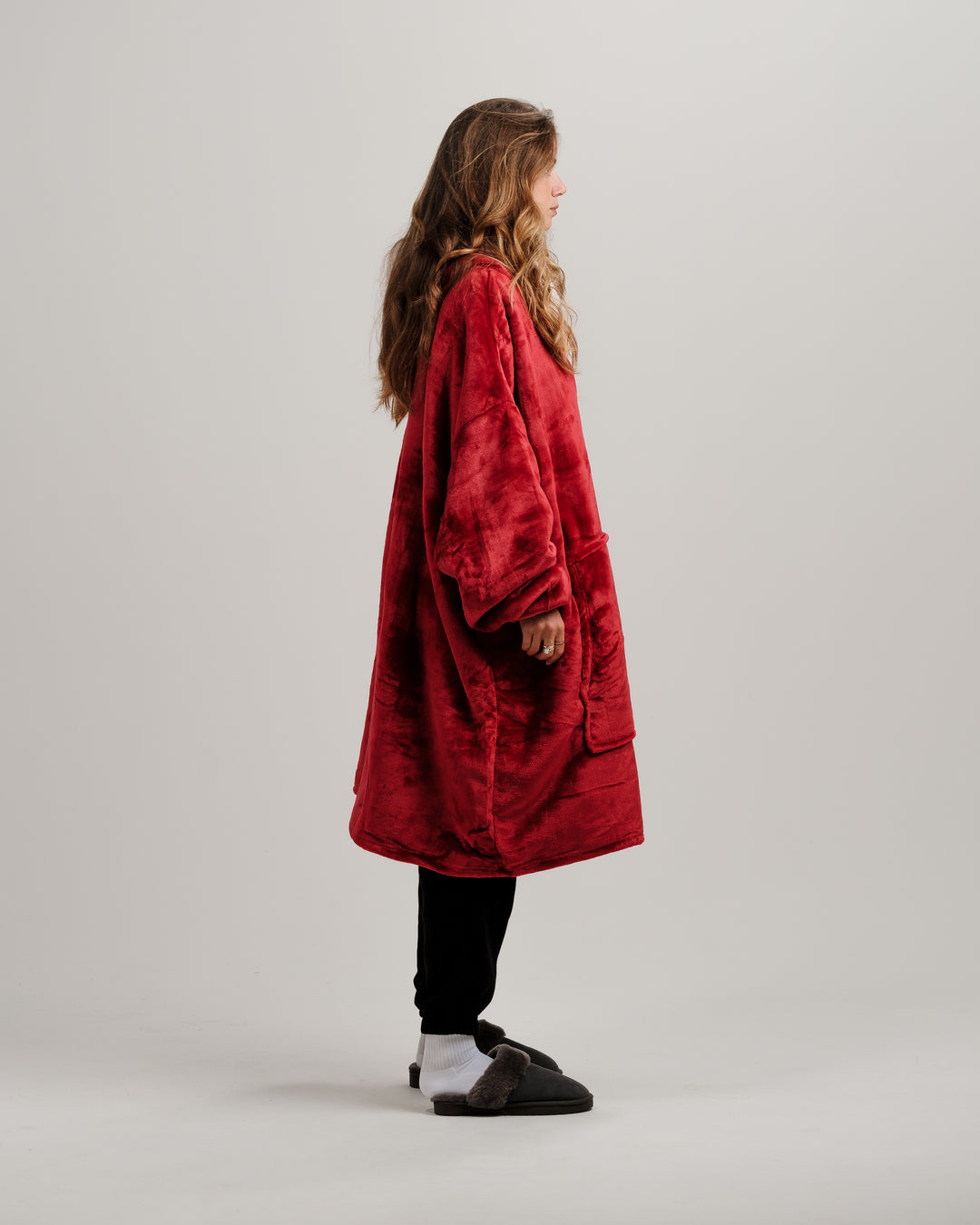 ONY Furlined Hoodie Blanket - Red - It's Ony