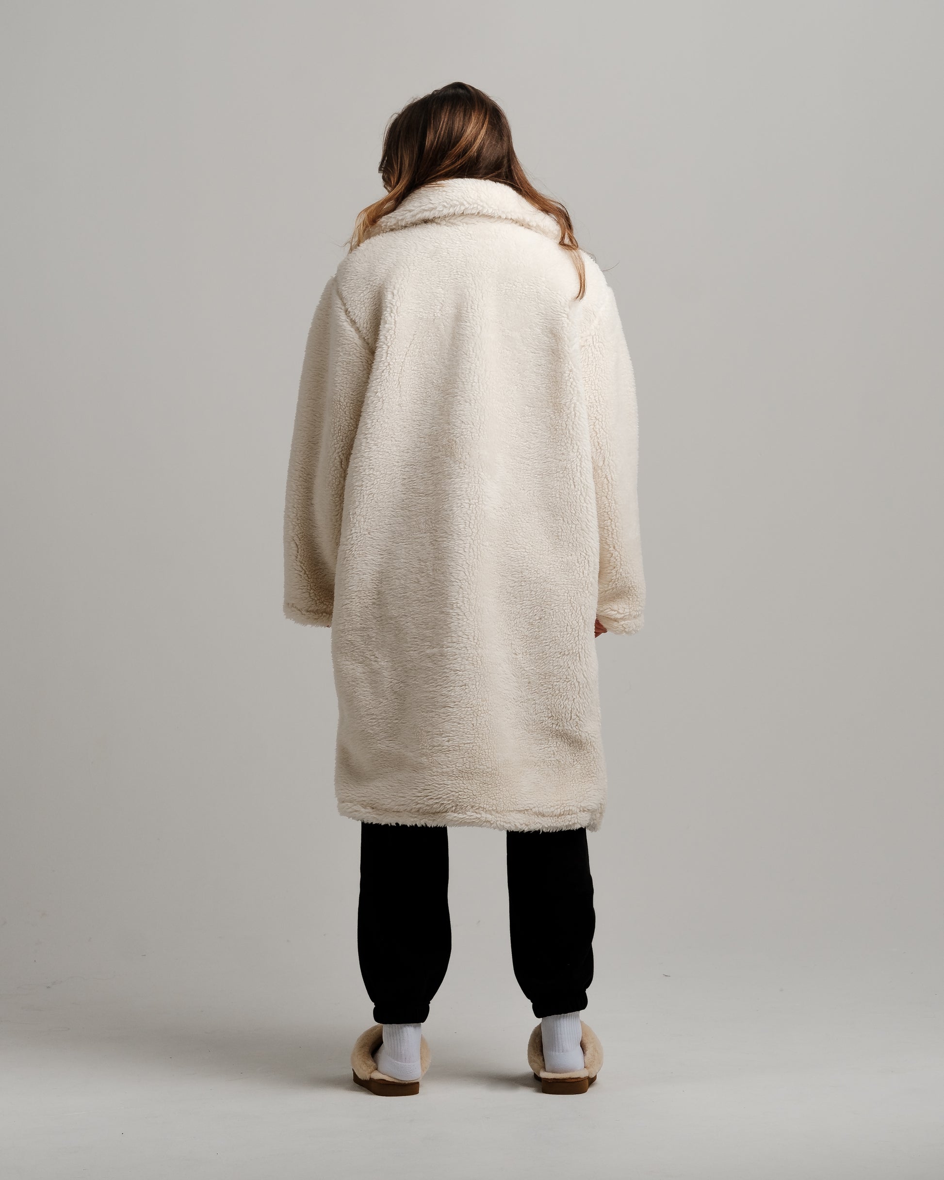 ONY Oversized Sherpa Trench Coat - Off White - It's Ony