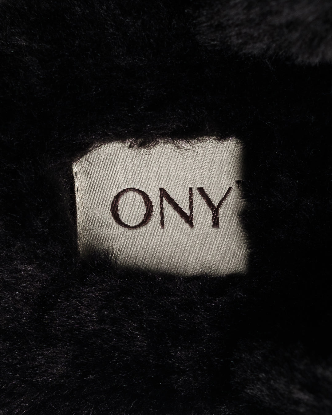 ONY Wool Slippers - Black - It's Ony