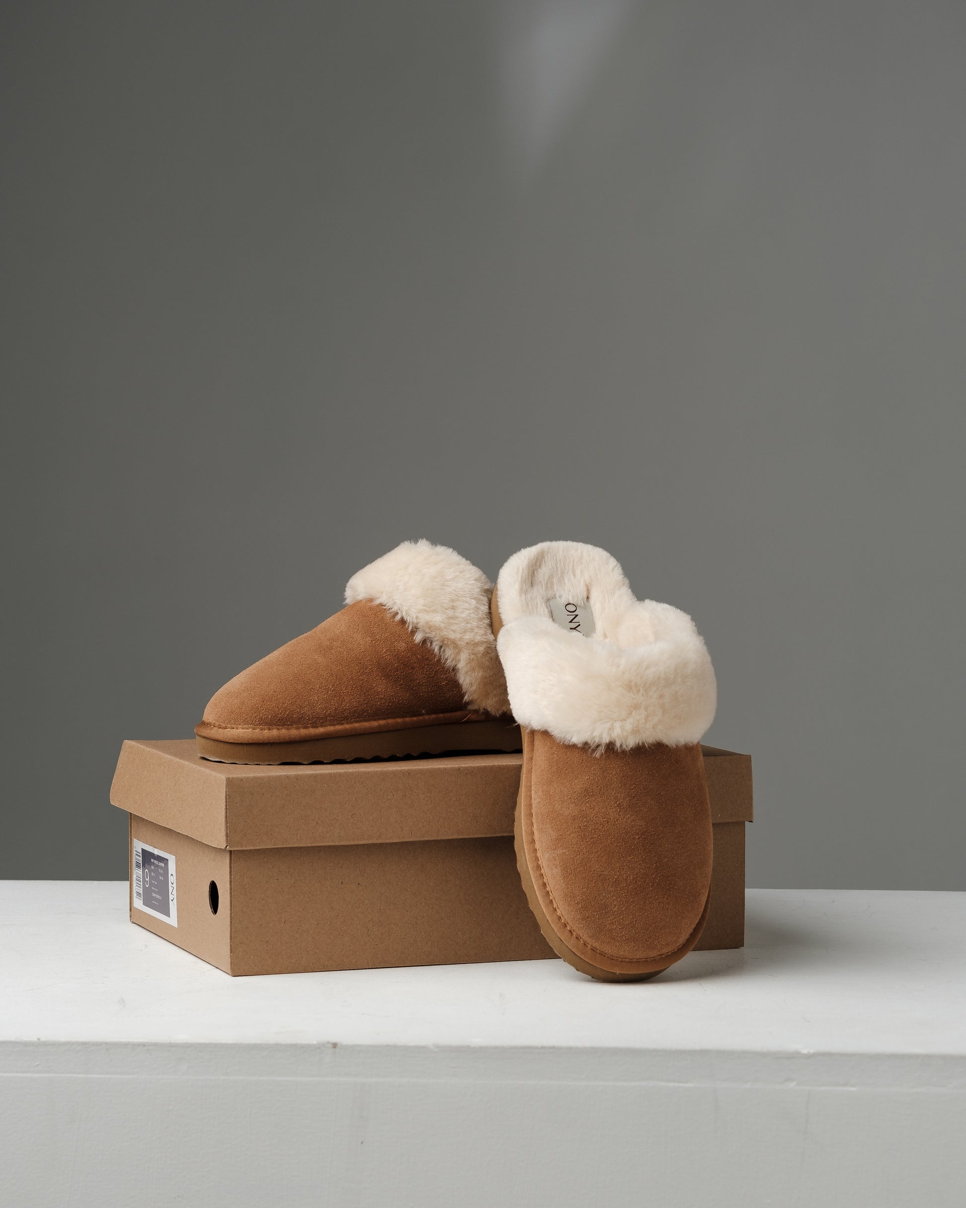 ONY Wool Slippers - Tan - It's Ony